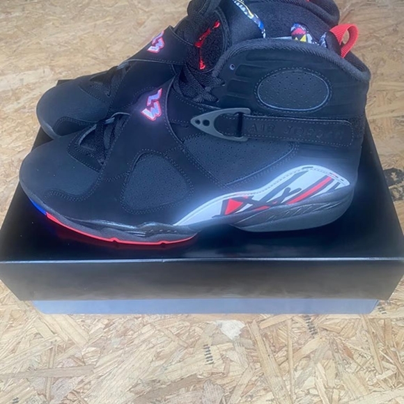 Air Jordan 8 Retro Playoffs 2023 black/true red - Picture 4 of 9